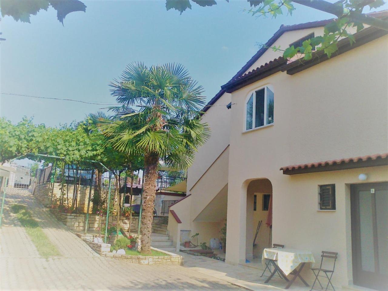 Apartments Folo Tar-Vabriga Bagian luar foto