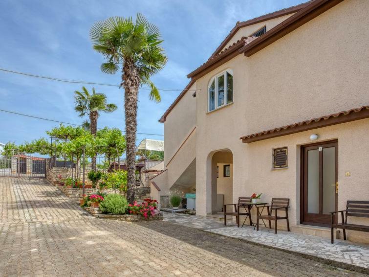 Apartments Folo Tar-Vabriga Bagian luar foto